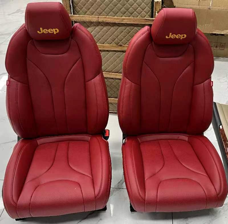 Glavni in pomožni sedeži Lexus