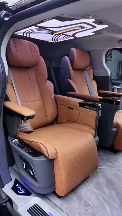 Sedež Toyota Alphard